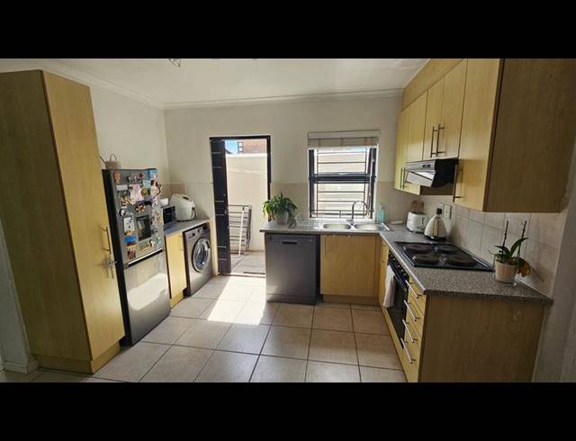 1 BEDROOM APARTMENT FOR SALE IN ROYAL ASCOT